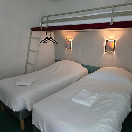 Hotel Brit Hotel Essentiel Poitiers Gare Du Futuroscope