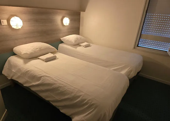 Brit Essentiel Poitiers Gare Du Futuroscope * Jaunay-Clan