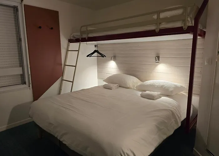 Brit Essentiel Poitiers Gare Du Futuroscope Hotel *