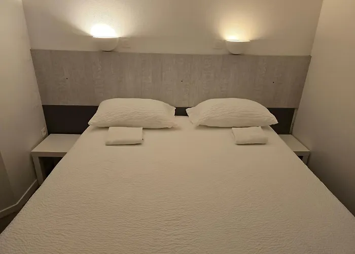 Brit Essentiel Poitiers Gare Du Futuroscope Hotel Jaunay-Clan