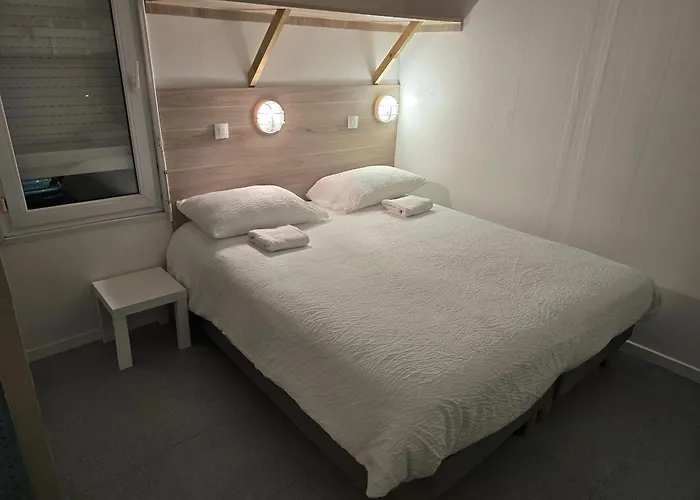 Brit Essentiel Poitiers Gare Du Futuroscope Jaunay-Clan