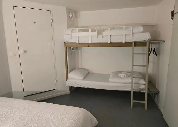 Brit Essentiel Poitiers Gare Du Futuroscope Hotel