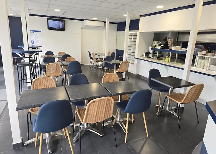 Hotel Brit Essentiel Poitiers Gare Du Futuroscope *