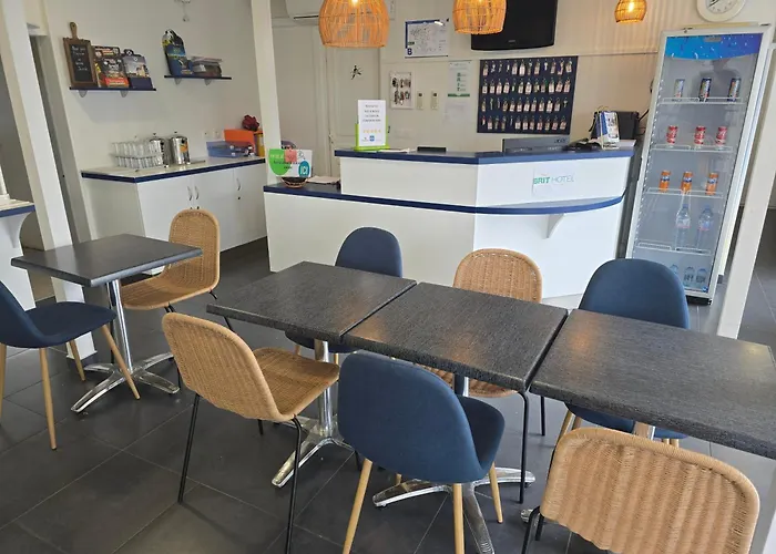 Brit Essentiel Poitiers Gare Du Futuroscope *