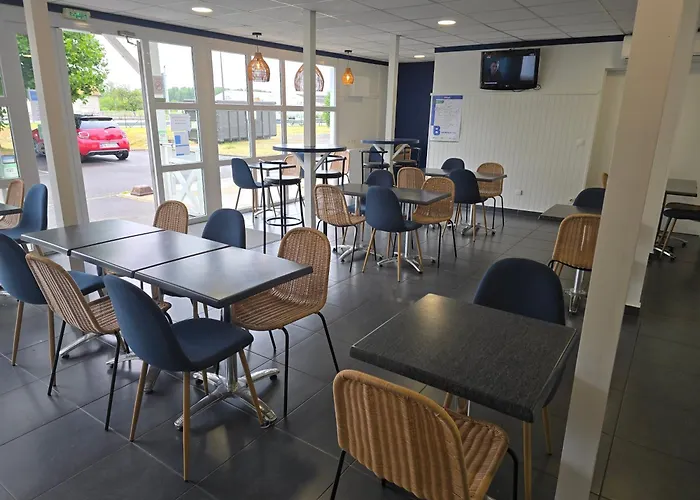 Brit Essentiel Poitiers Gare Du Futuroscope Jaunay-Clan